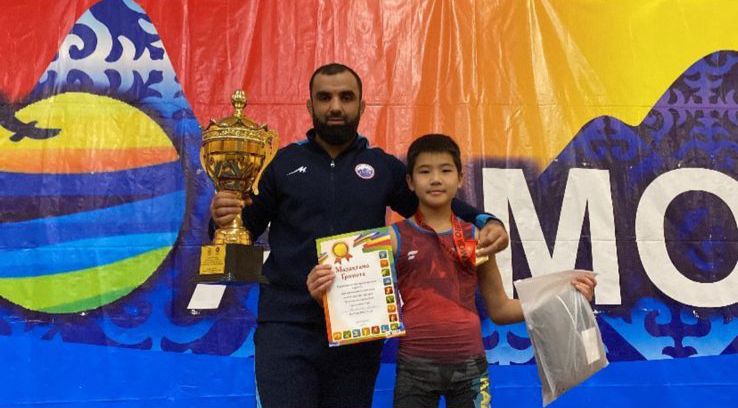 6 “Ә” сынып оқушысы Мухамбет Ансар “Қазақша күрестен” Халықаралық сайыста 1-орын иеленді. Учащийся 6 «Ә» класса Мухамбет Ансар занял 1 место в Международном соревновании «Қазақша күрес”