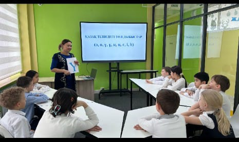 "Тіл сақшысы" жобасы аясында өткен сыныптан тыс сабақ