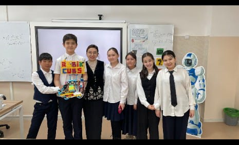 В рамках декады естественно-математического цикла на уроке робототехники прошёл открытый урок