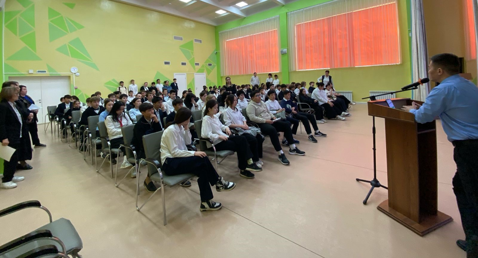 9-10-11 сынып оқушыларына арналған жиын - беседа с учащимися 9-10-11 классов