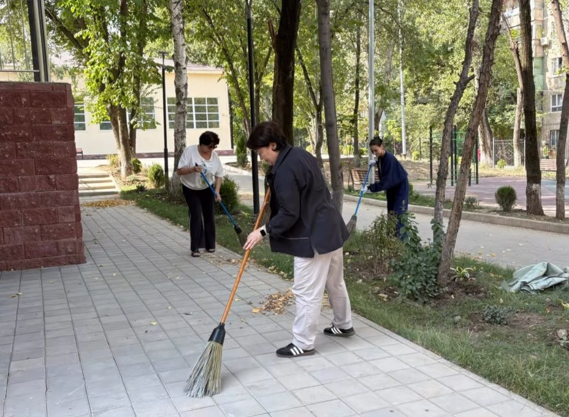 Мектебімізде «Таза Қазақстан» аясында сенбілік өтті