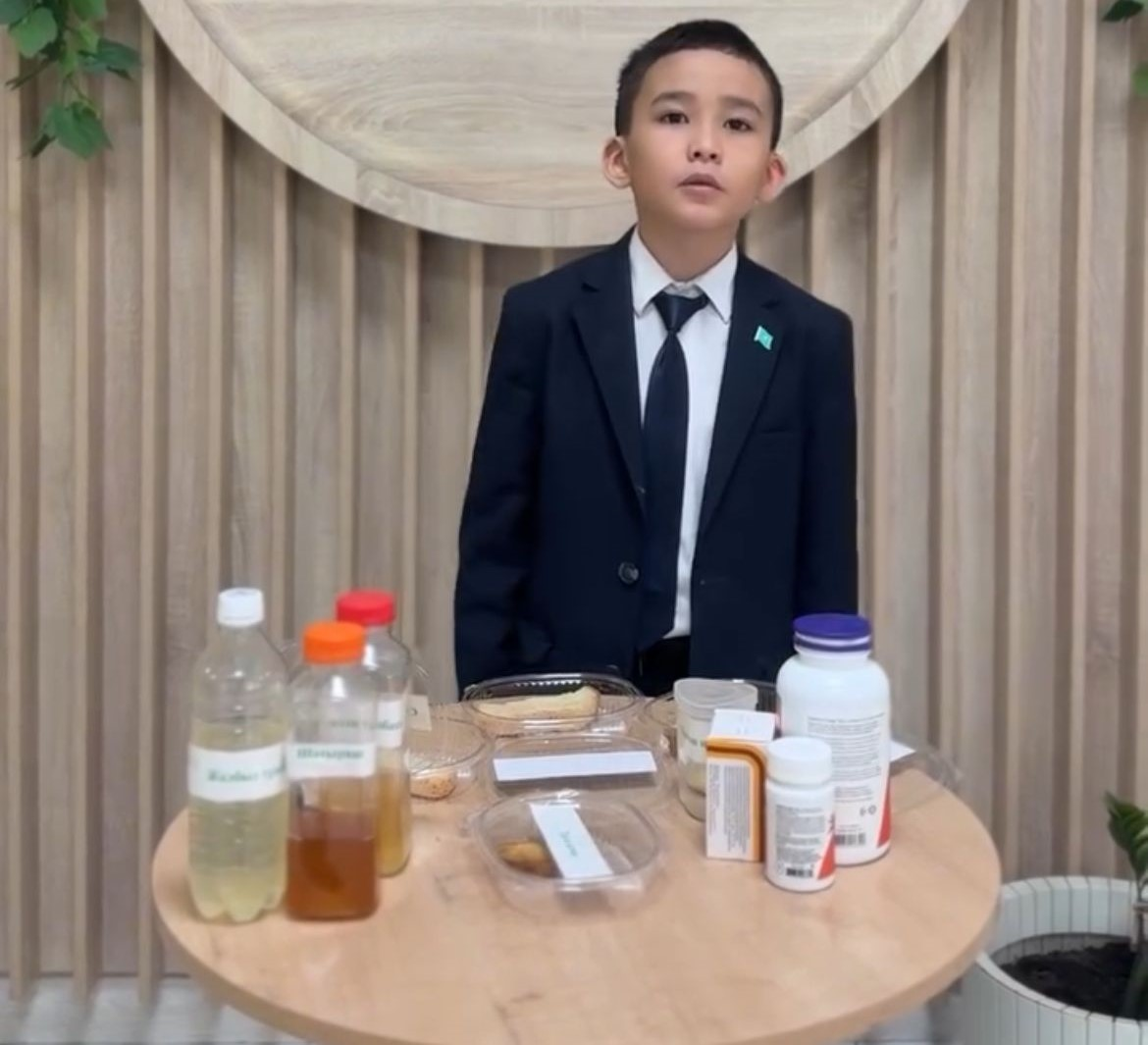 4 «Ә» сынып оқушысы Сайлаубай Қайсар өз ғылыми жұмысын таныстырып, эксперимент нәтижелерімен бөлісті!